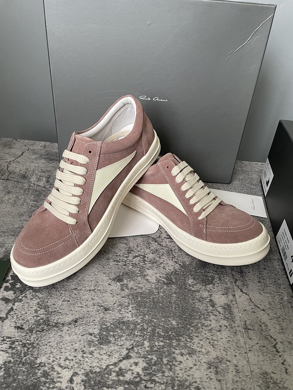 RO Sneakers