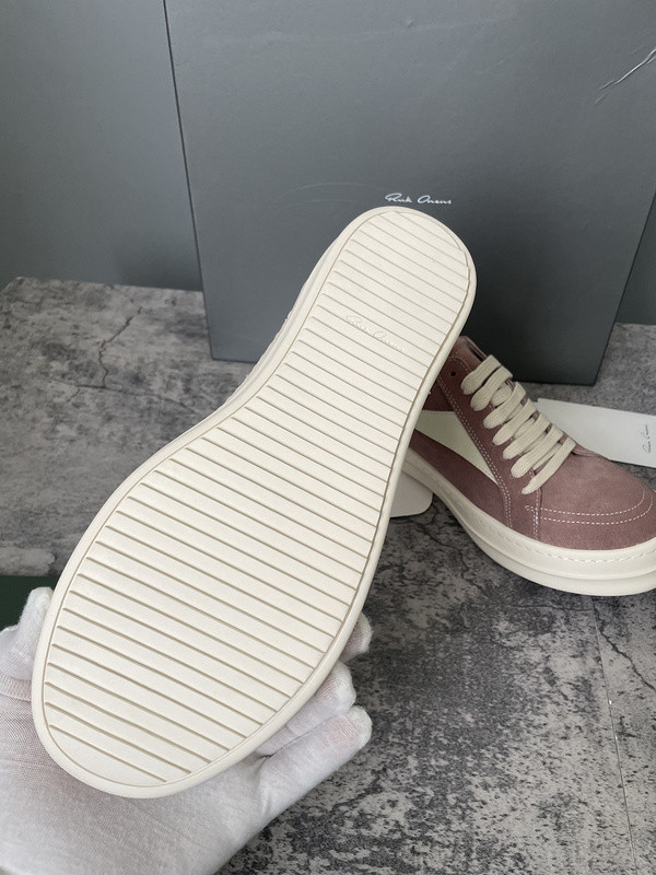RO Sneakers