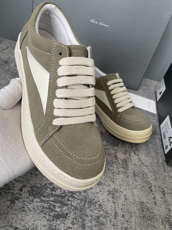 RO Sneakers