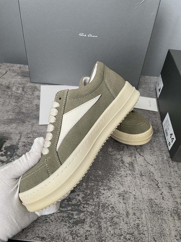 RO Sneakers
