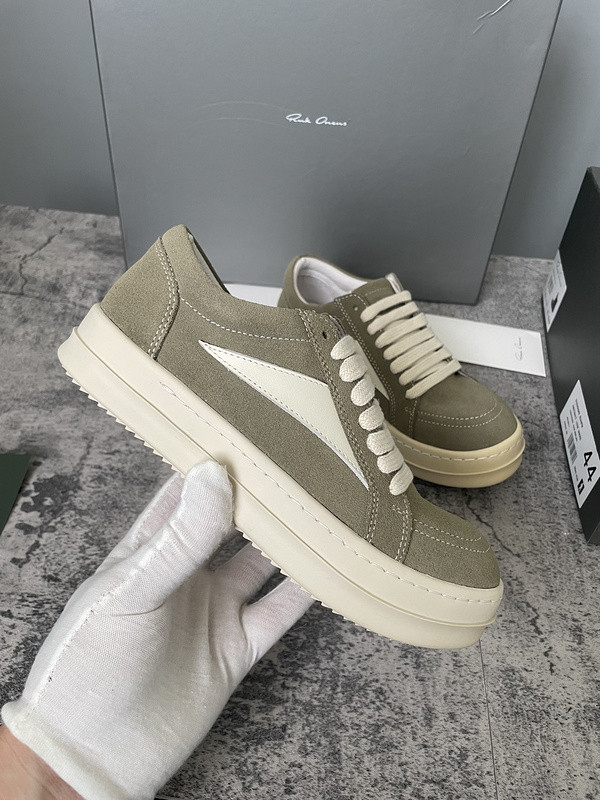 RO Sneakers