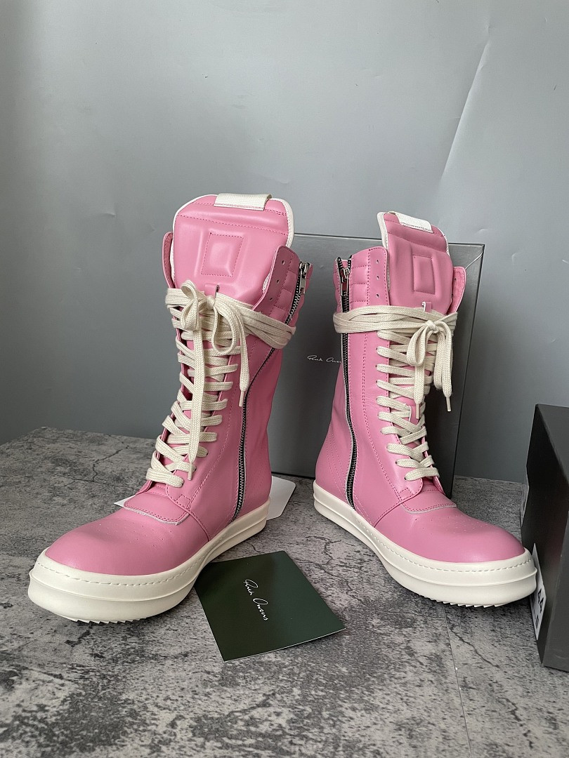 RO Sneakers