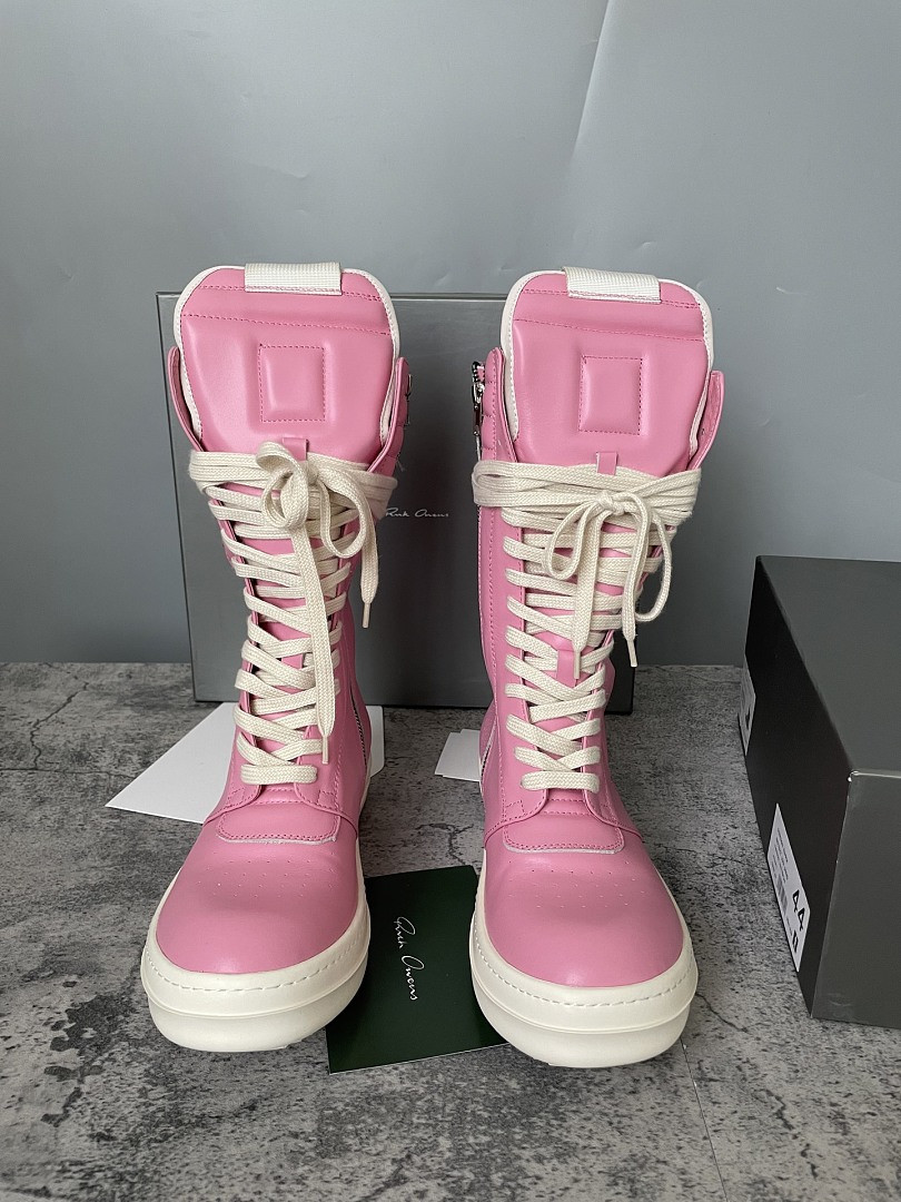 RO Sneakers