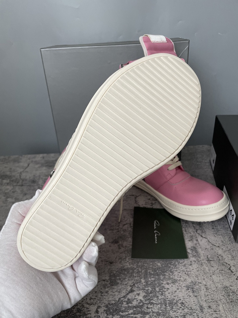 RO Sneakers