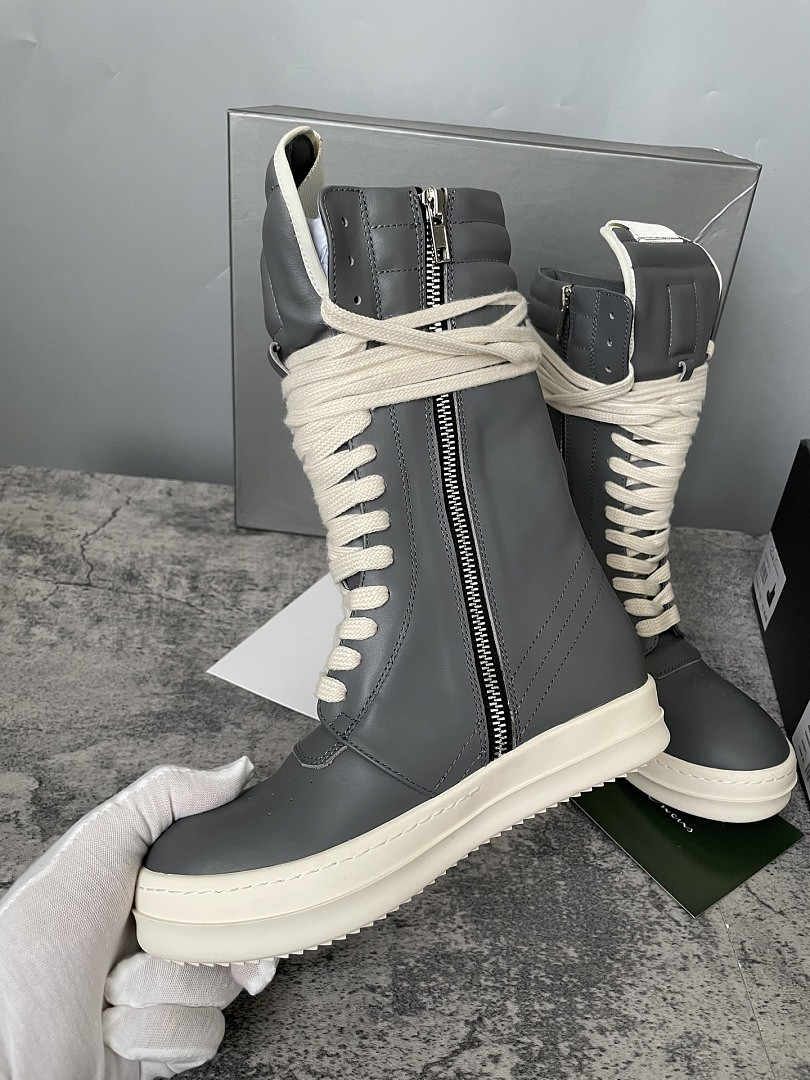 RO Sneakers