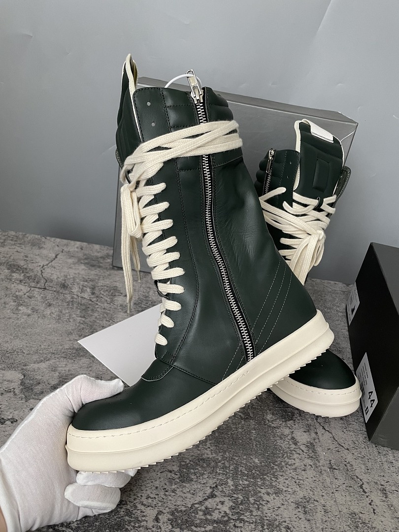 RO Sneakers