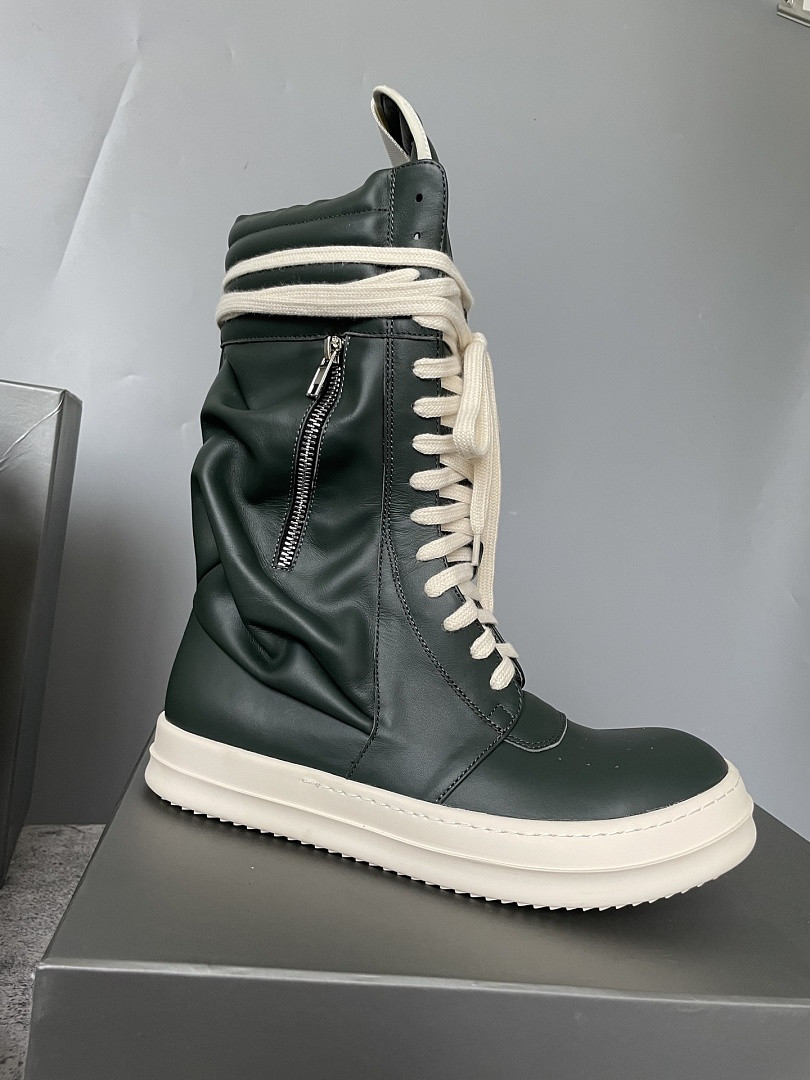RO Sneakers