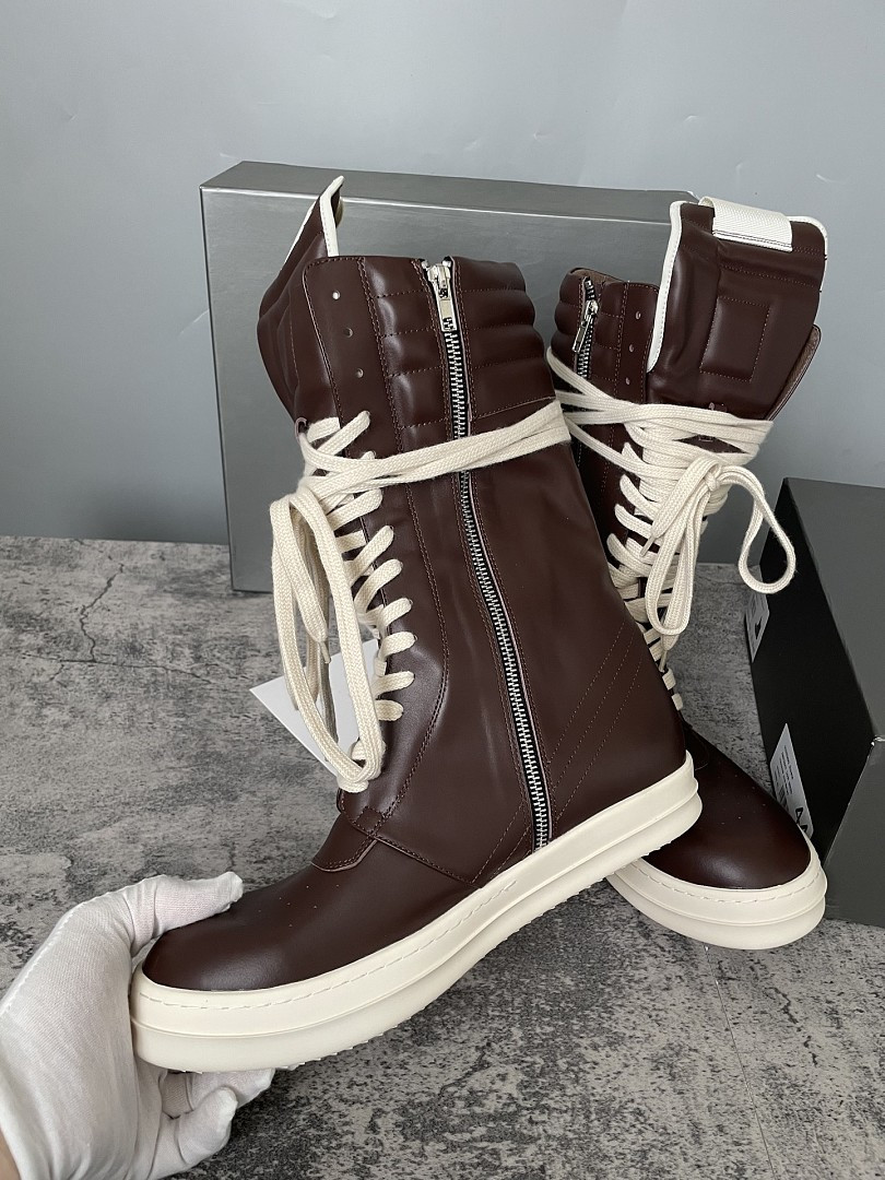 RO Sneakers