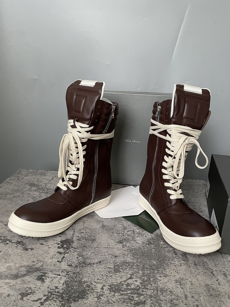 RO Sneakers