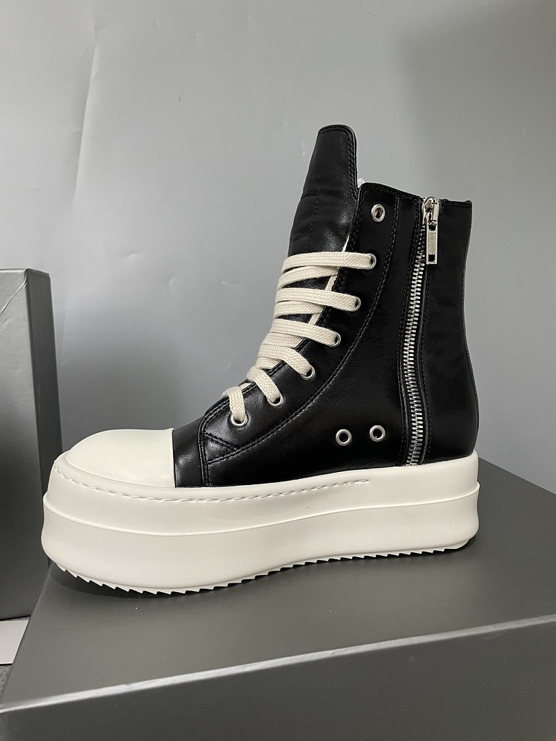 RO Sneakers