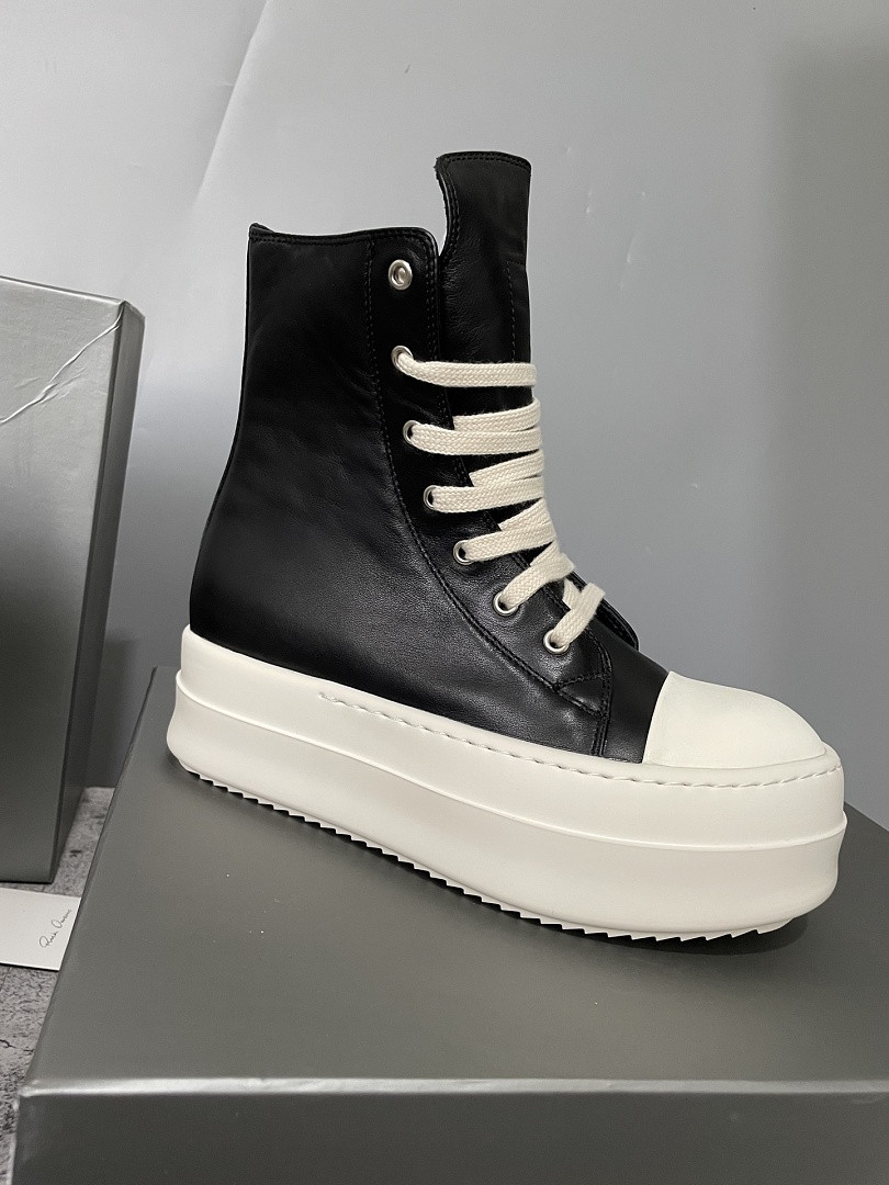 RO Sneakers