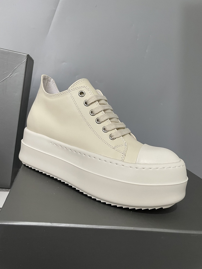 RO Sneakers