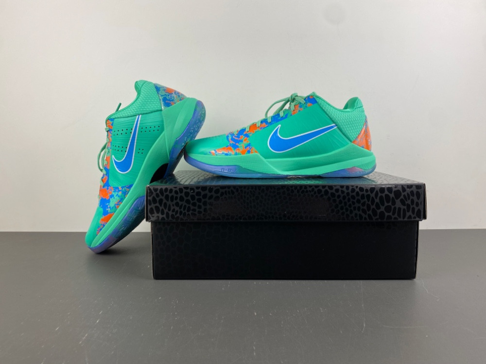 Jalen Brunson x Nike Zoom Kobe 5 Protro IX1200-300
