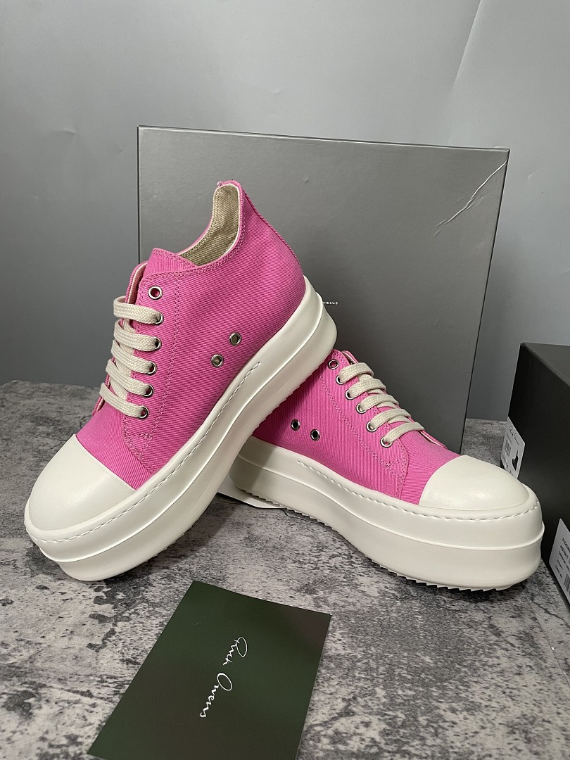 RO Sneakers