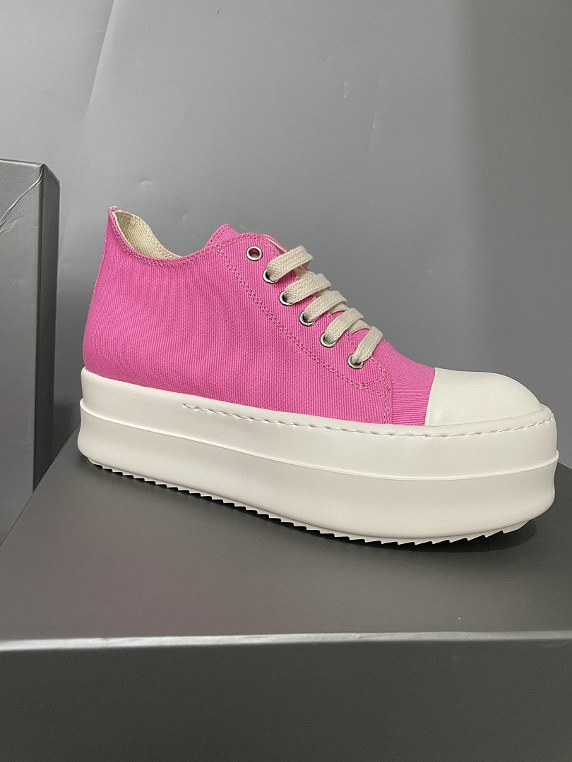 RO Sneakers