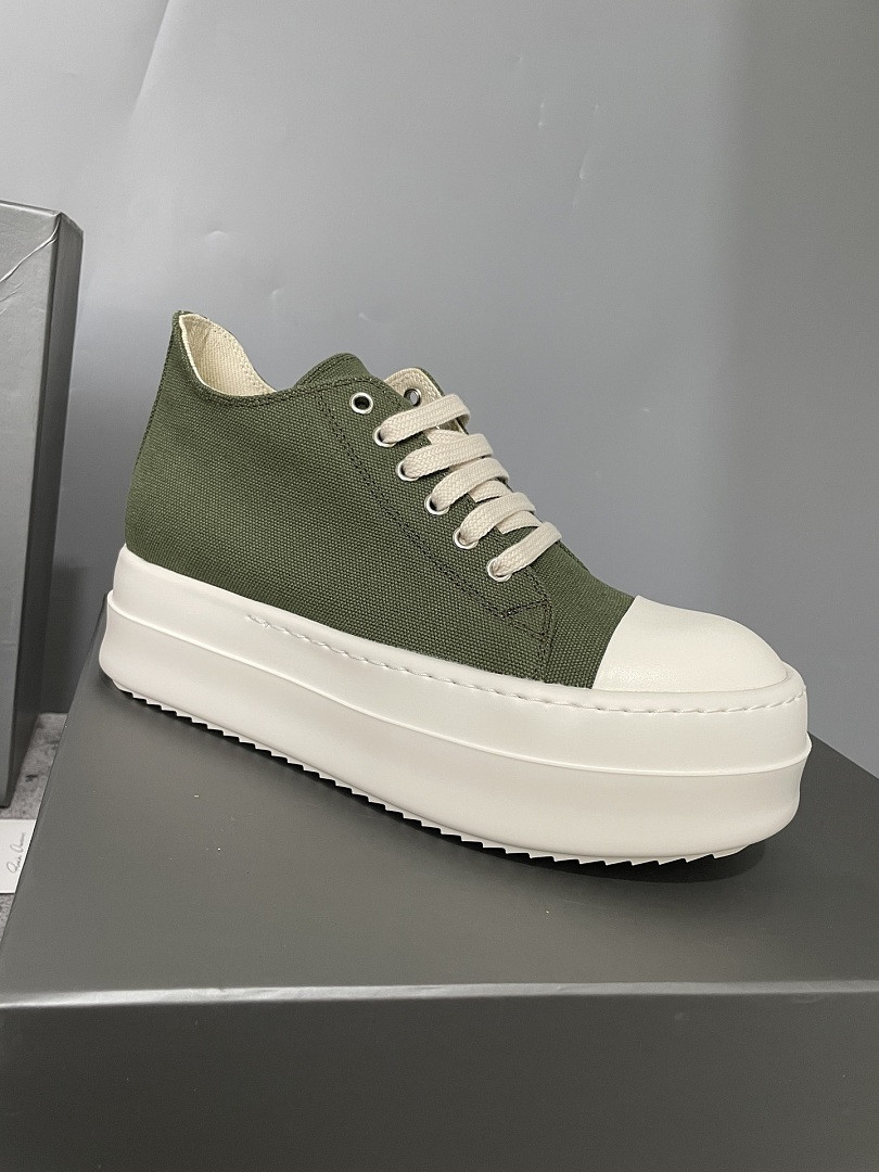 RO Sneakers