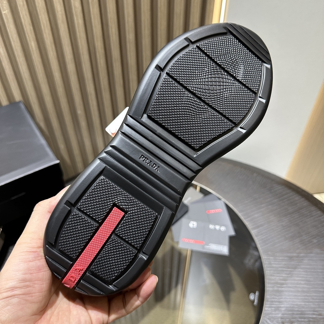 PA Low Sneakers