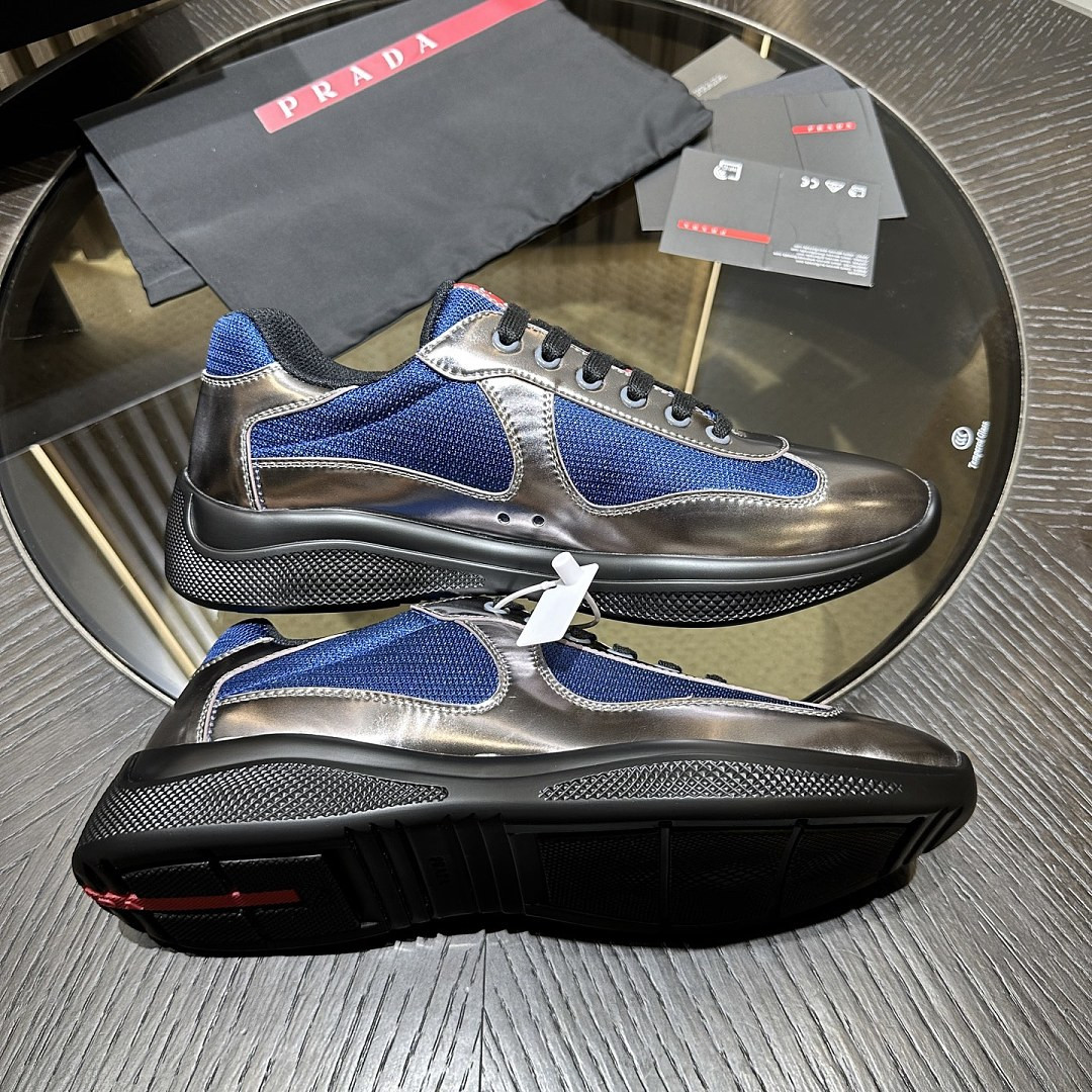 PA Low Sneakers