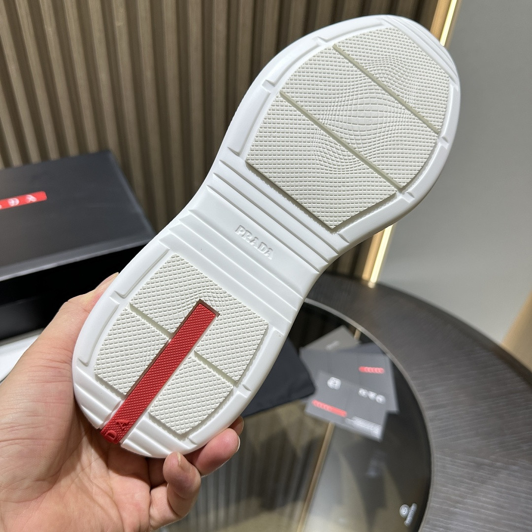 PA Low Sneakers