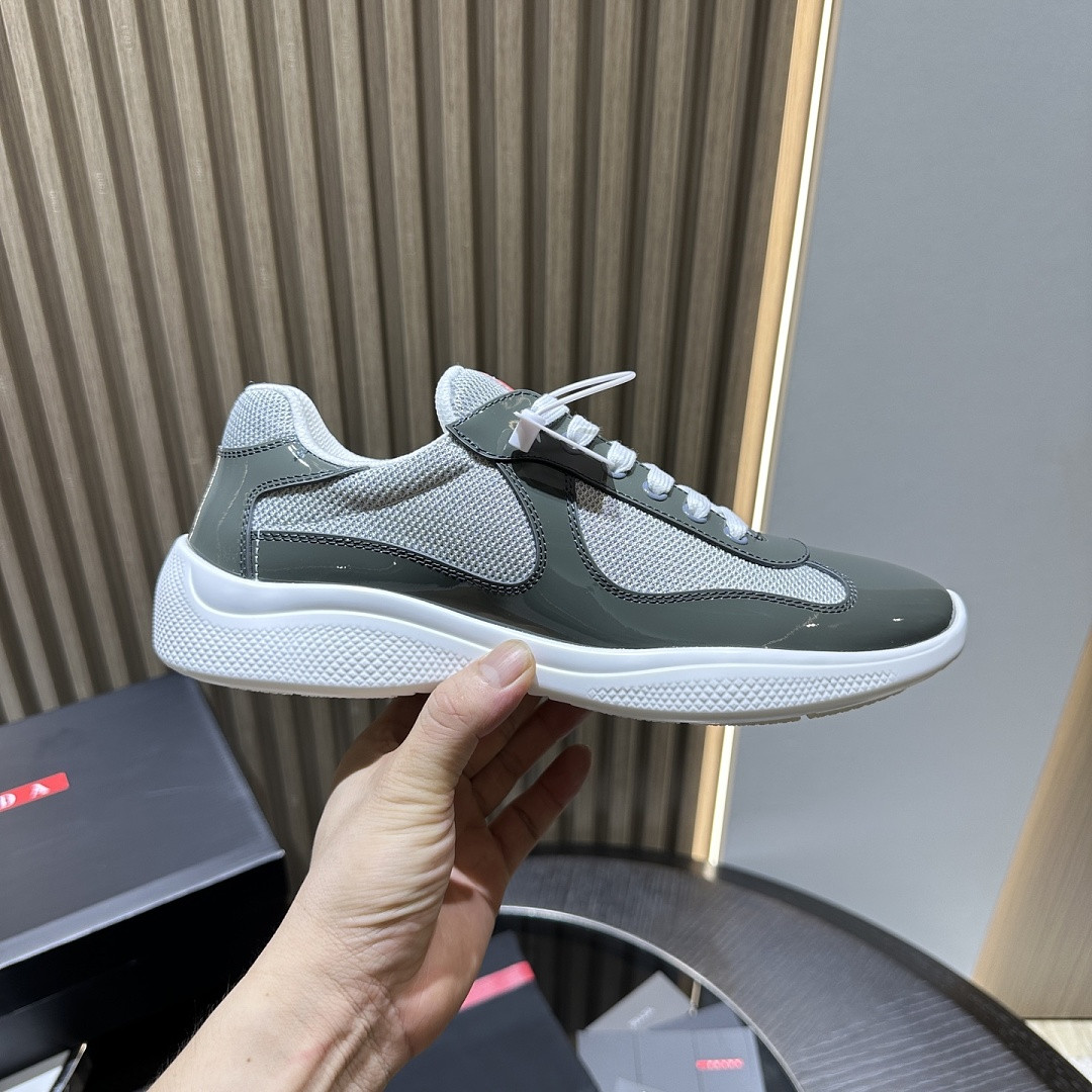 PA Low Sneakers