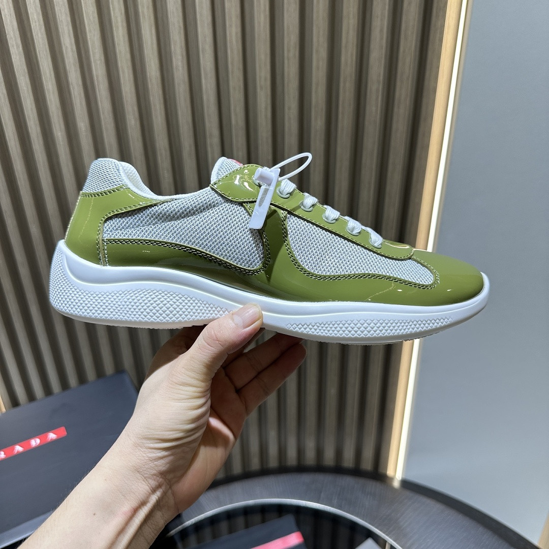 PA Low Sneakers