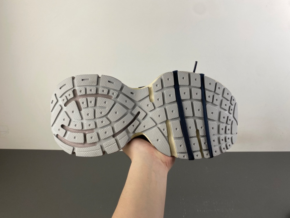Ba1en*iaga Sneaker 3XL