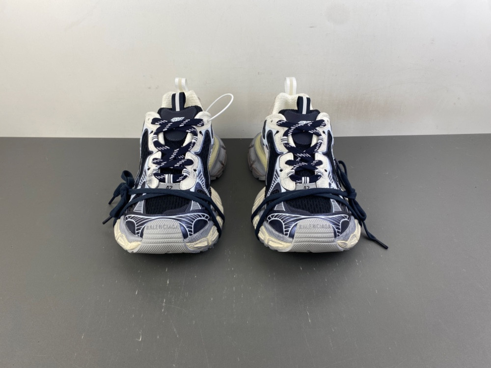 Ba1en*iaga Sneaker 3XL