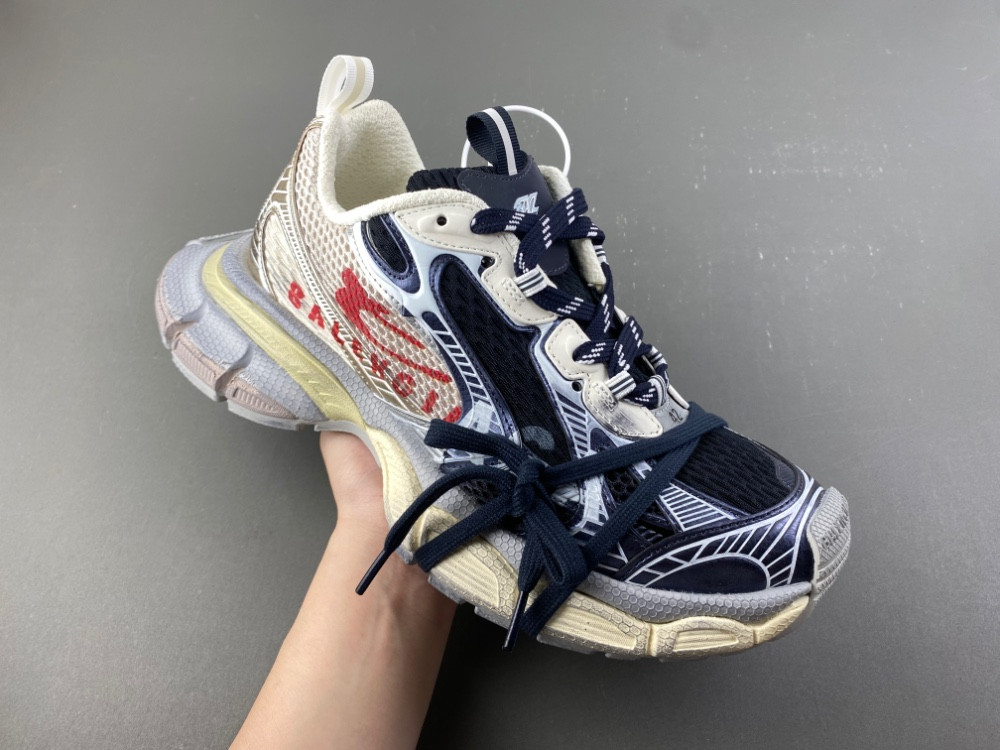 Ba1en*iaga Sneaker 3XL