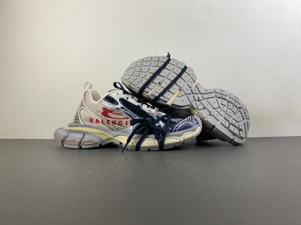 Ba1en*iaga Sneaker 3XL