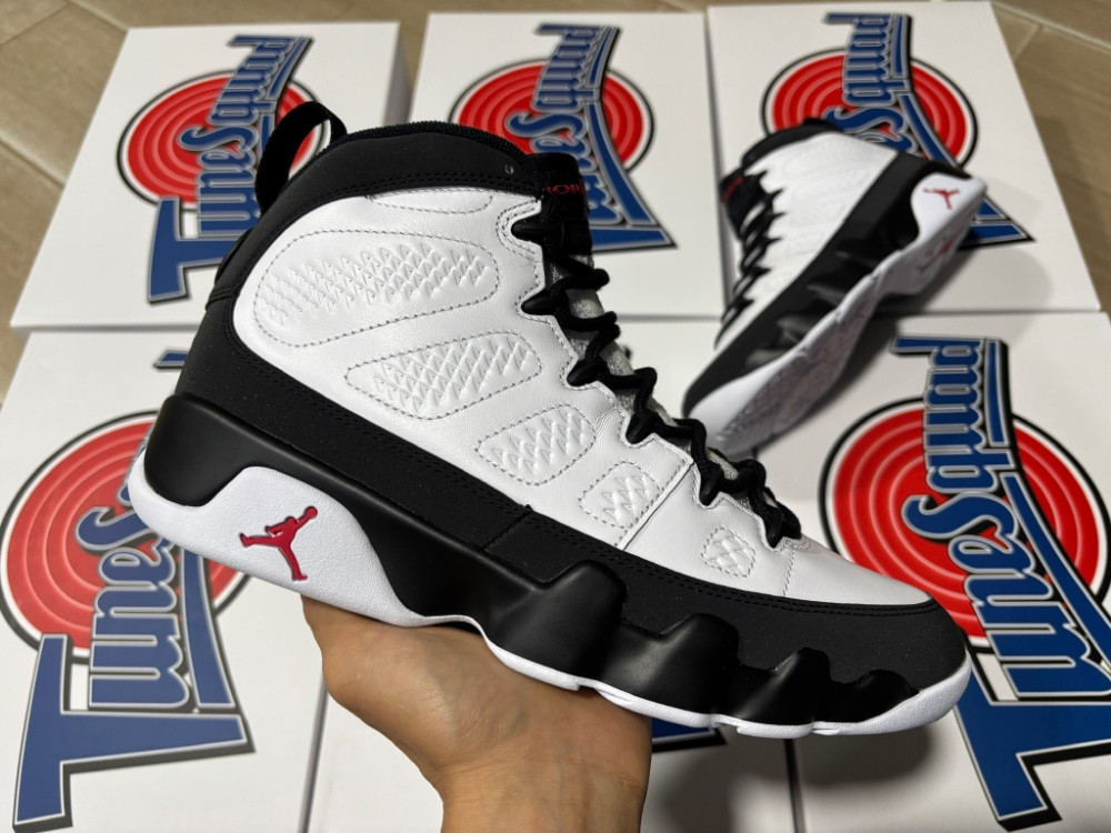 Air Jordan 9 Retro OG
