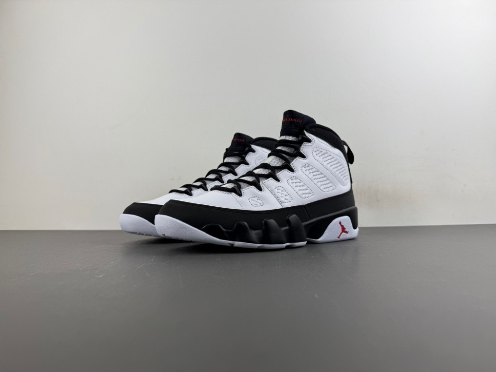 Air Jordan 9 Retro OG