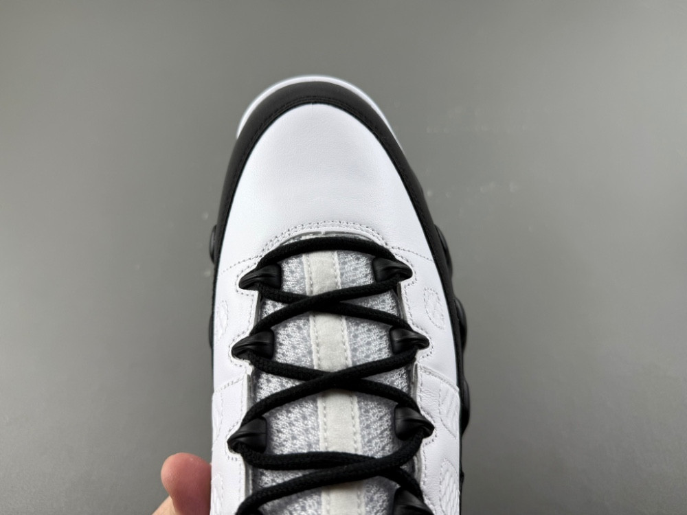 Air Jordan 9 Retro OG