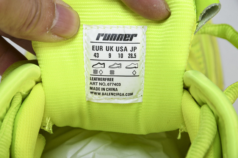 Balenciaga Runner W3RB4 7510