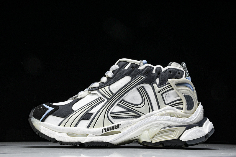 Balenciaga Runner W3RNY 063