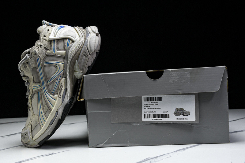 Balenciaga Runner W3RNY-2240