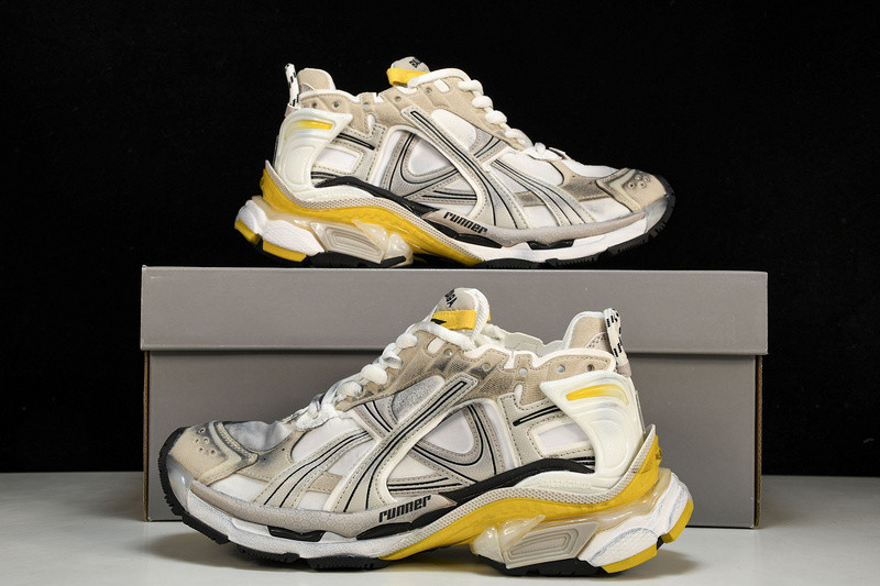 Balenciaga Runner W3RNY-9170