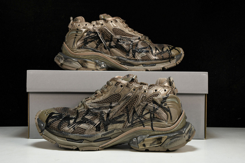 Balenciaga Runner W3RBQ-2010