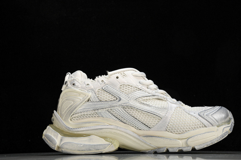 Balenciaga Runner W3RBW-0102