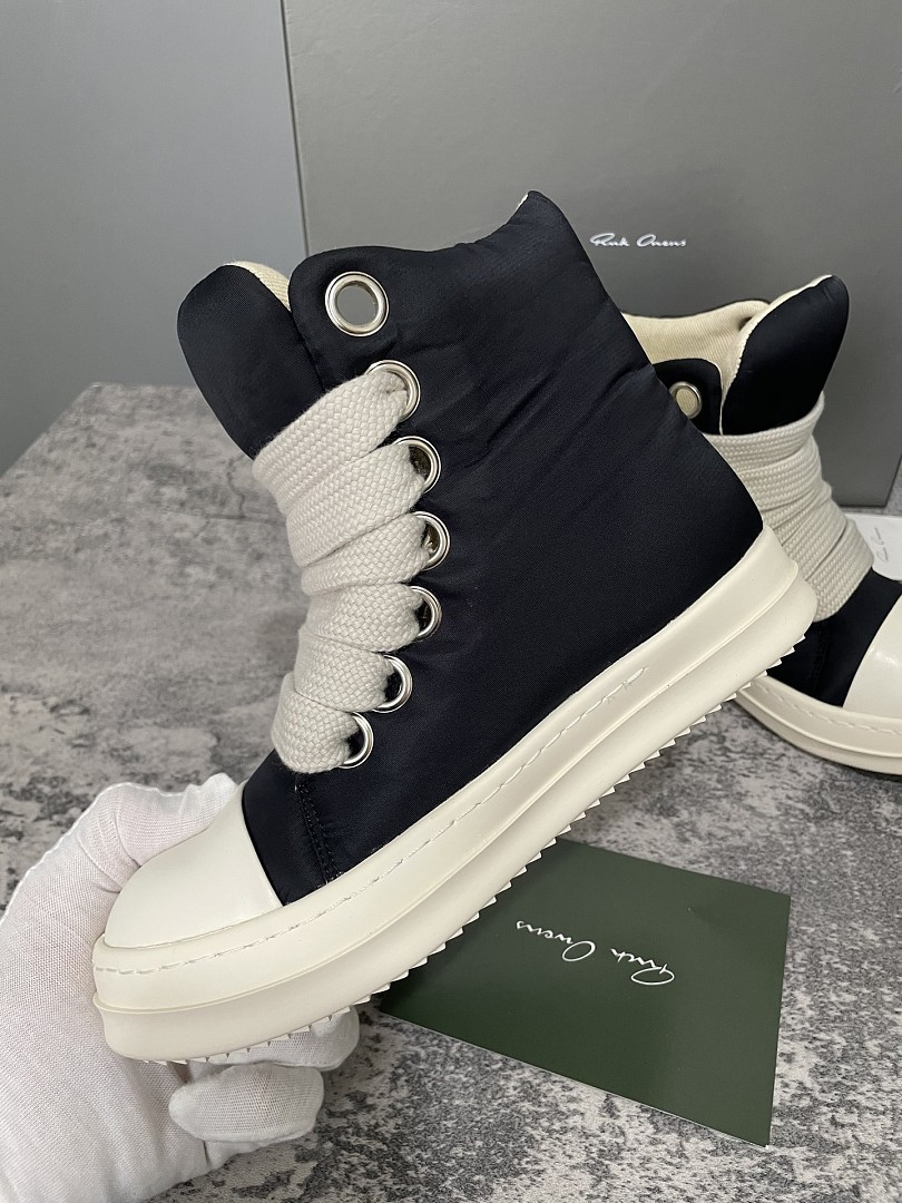 RO Sneakers