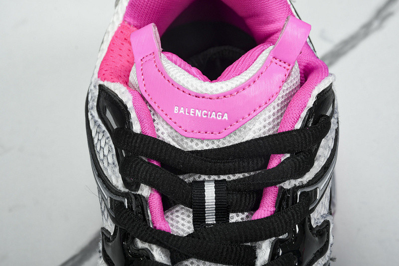 Balenciaga Runner W3RXP-5418