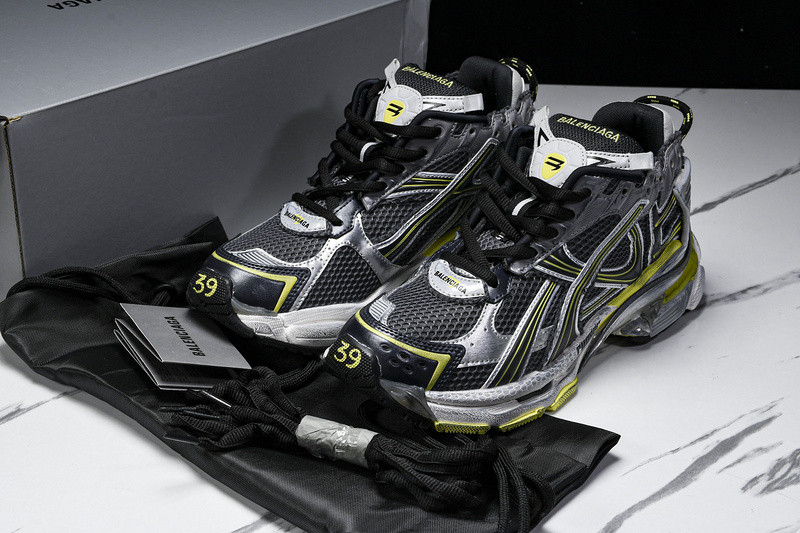Balenciaga Runner W3RMU-1279
