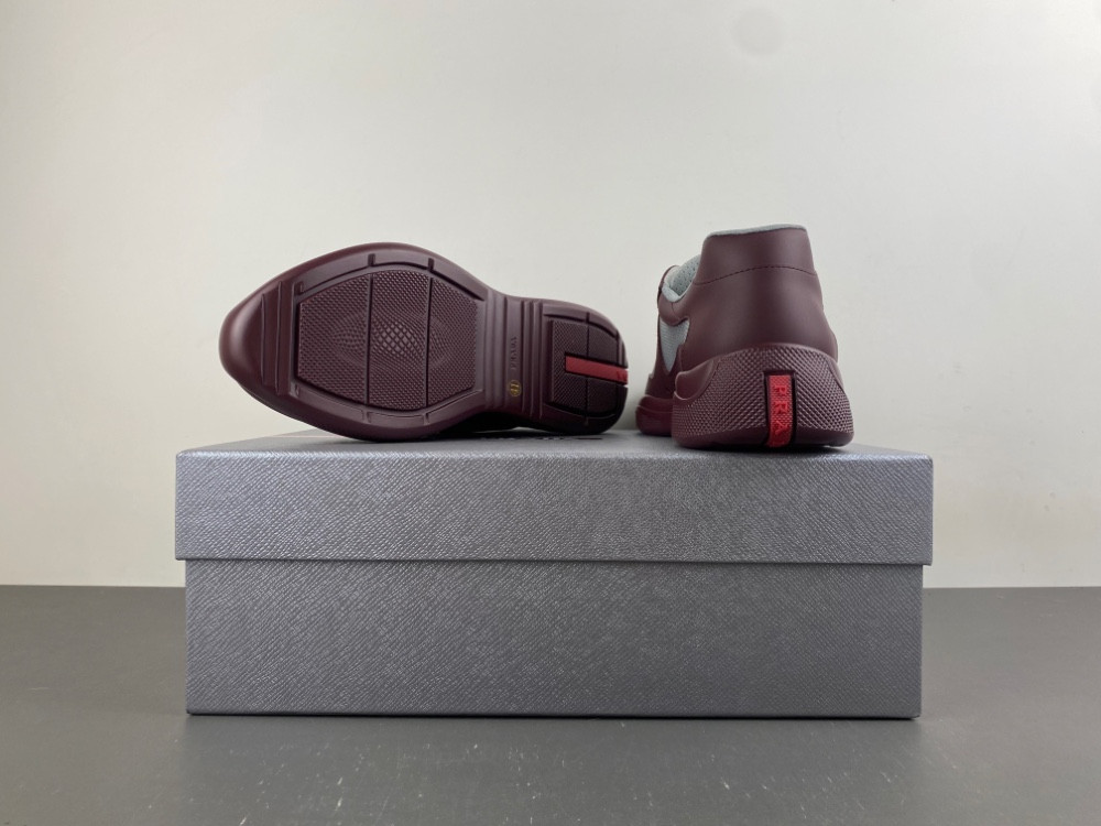 PA Low Sneakers