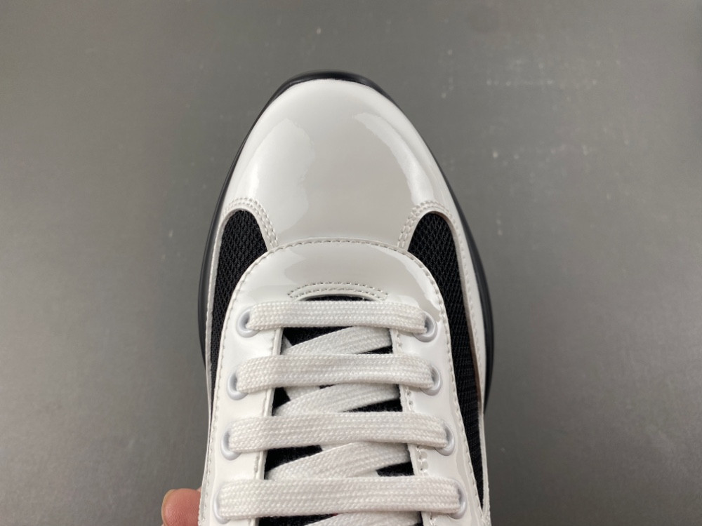 PA Low Sneakers