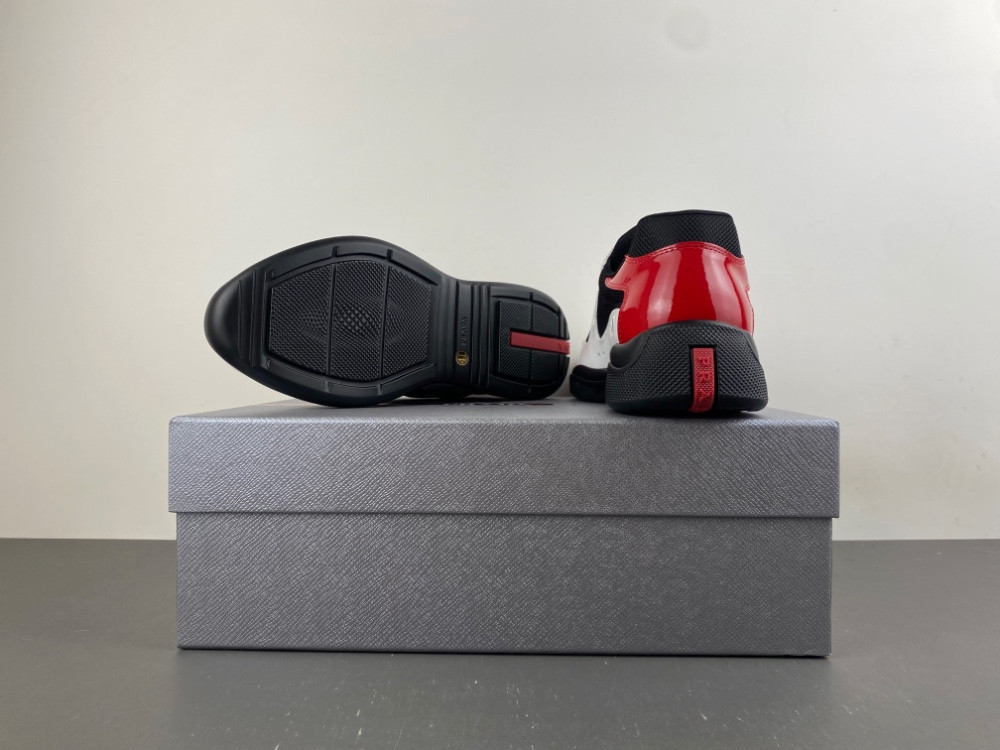 PA Low Sneakers
