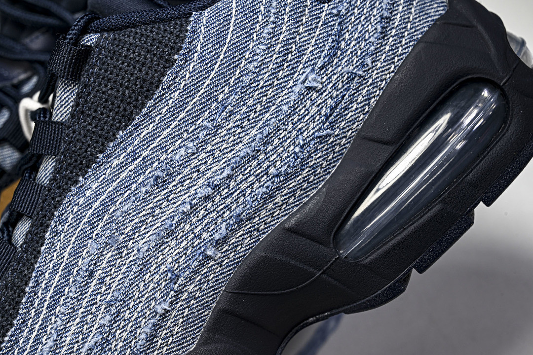 Nike Wmns Air Max 95 HM4743-400