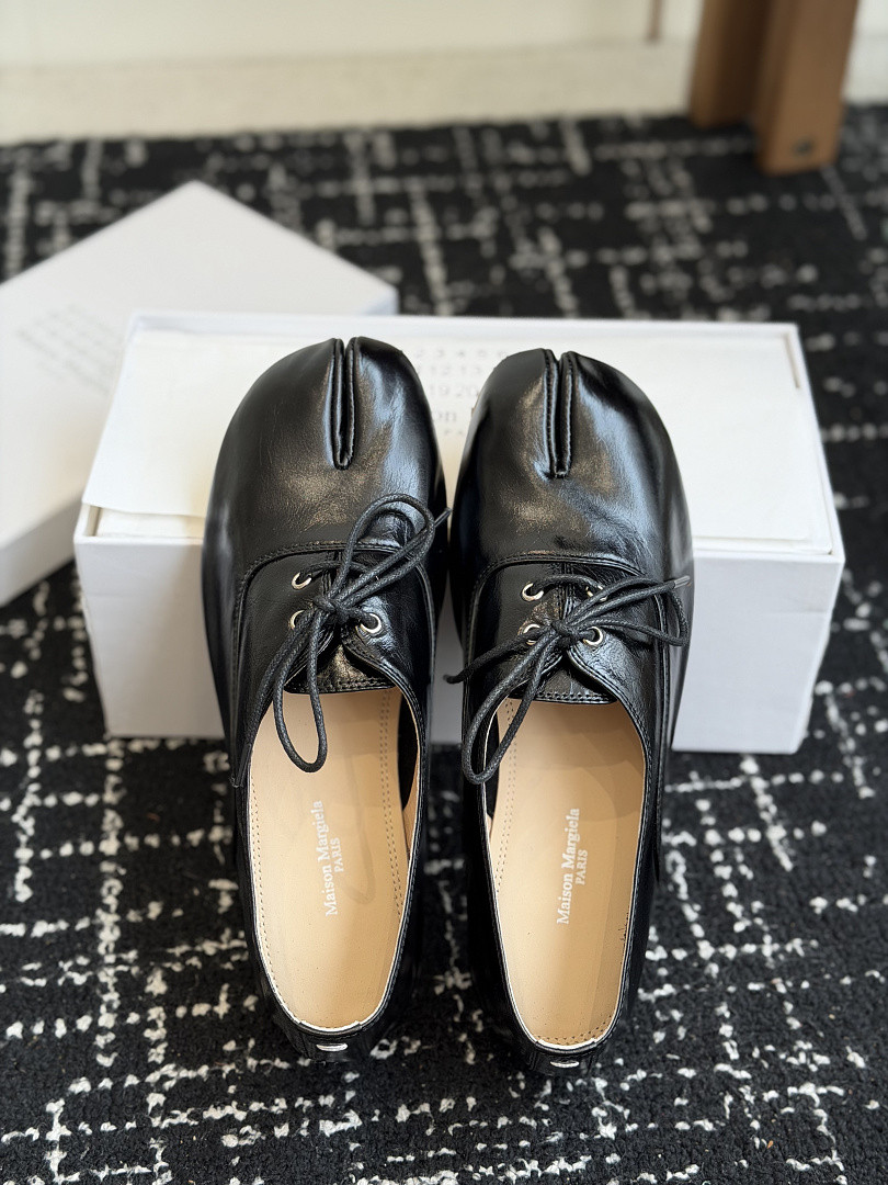 Ma1s0n Marg*e1a Tabi Loafers