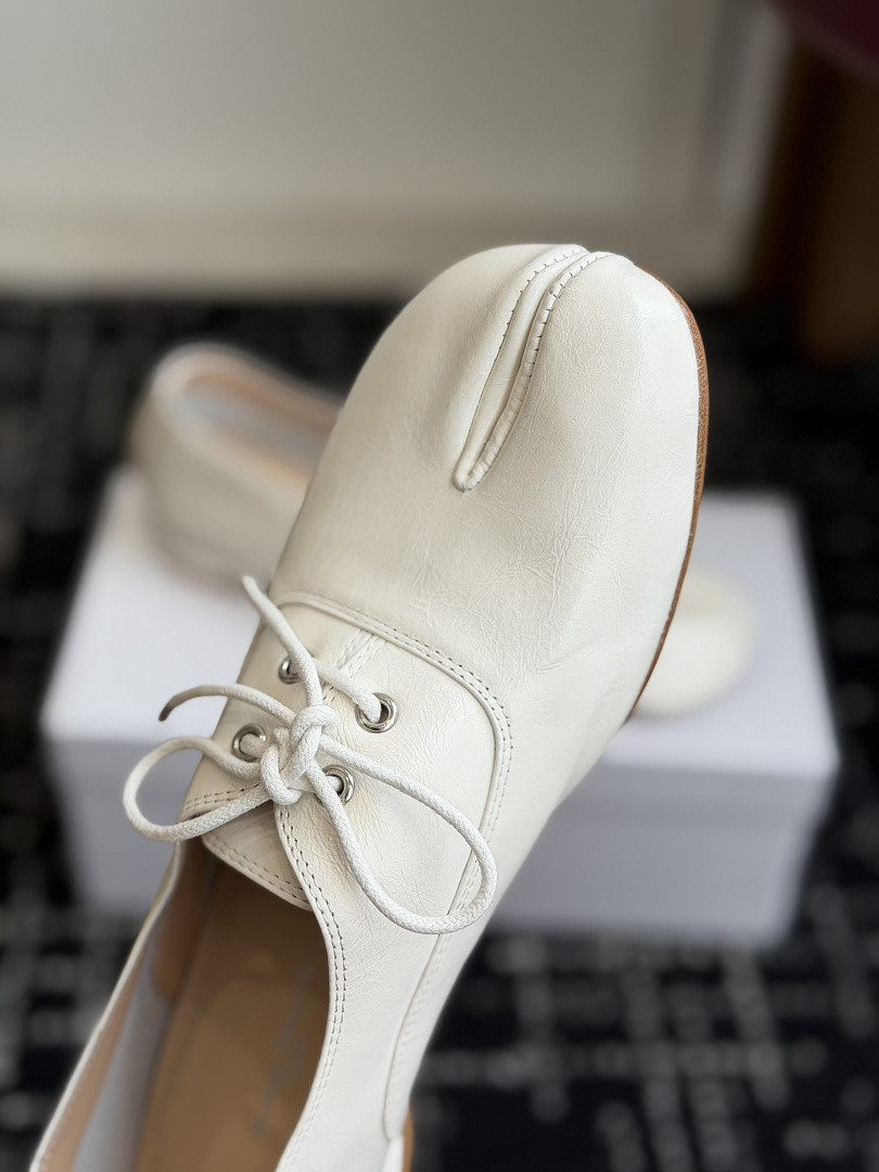 Ma1s0n Marg*e1a Tabi Loafers