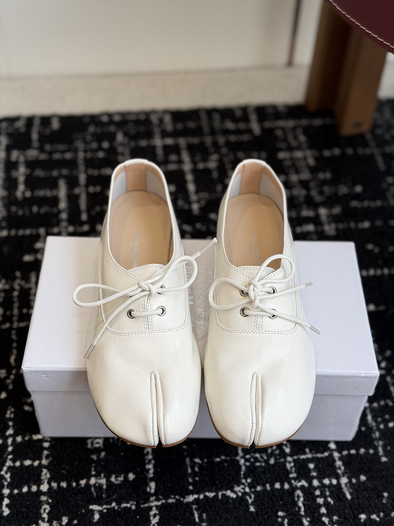 Ma1s0n Marg*e1a Tabi Loafers