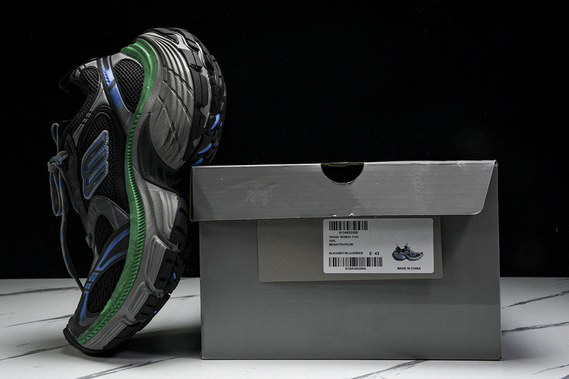 Balenciaga 10XL Sneaker