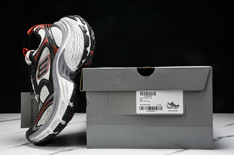 Balenciaga 10XL Sneaker